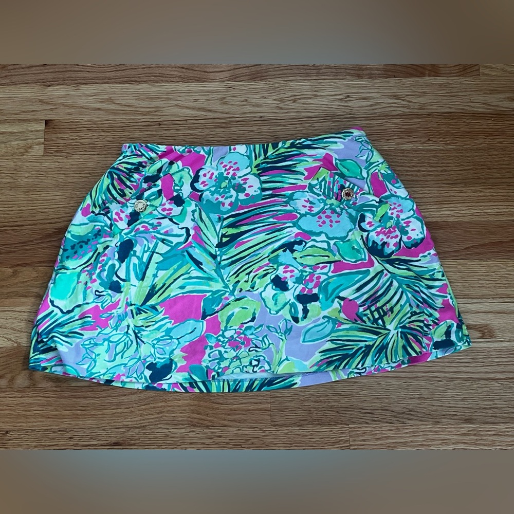 Lilly Pulitzer skort.